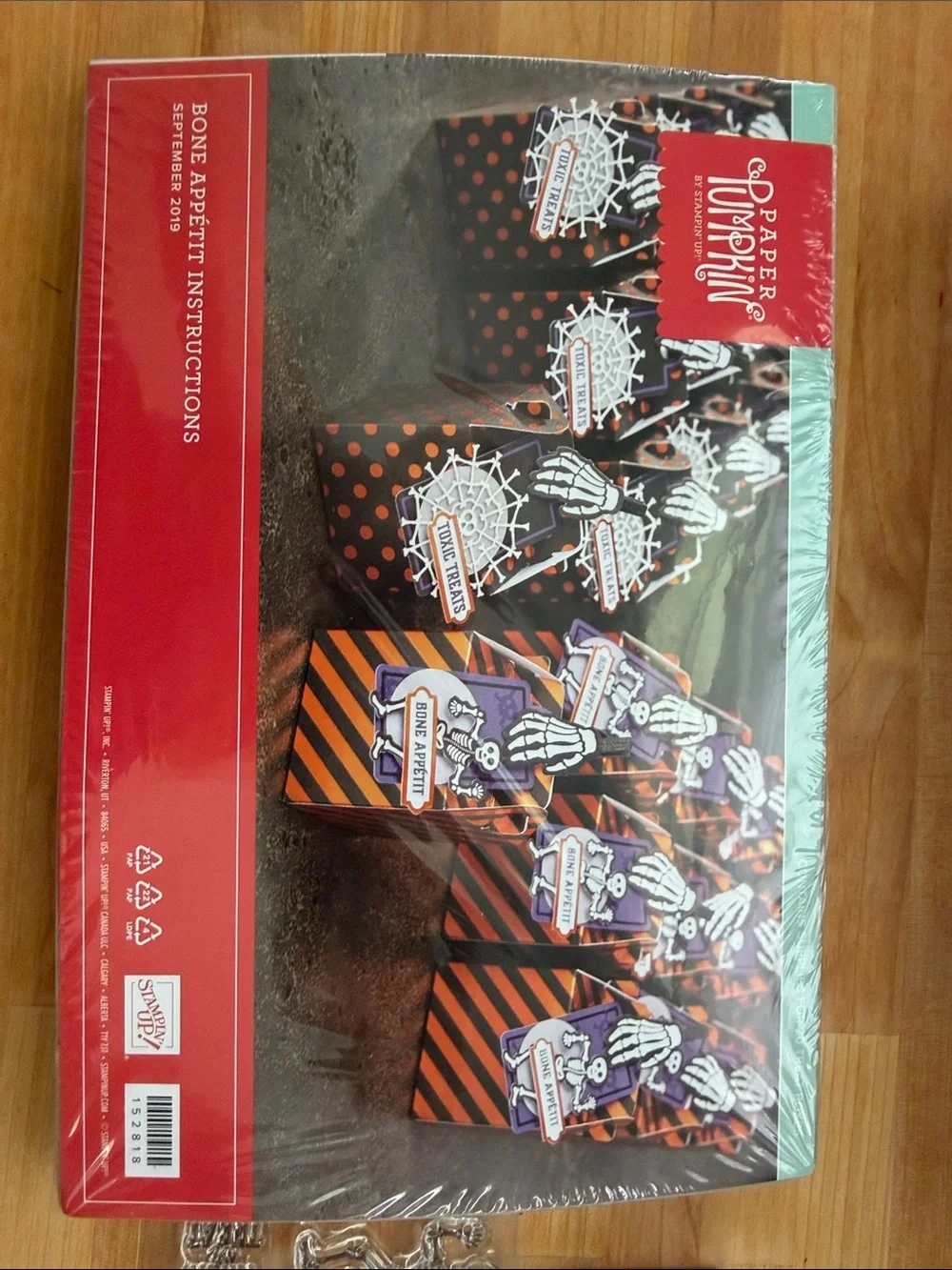 HALLOWEEN Retired Stampin’ Up! September 2019 Paper Pumpkin Bone Appetit -NEW